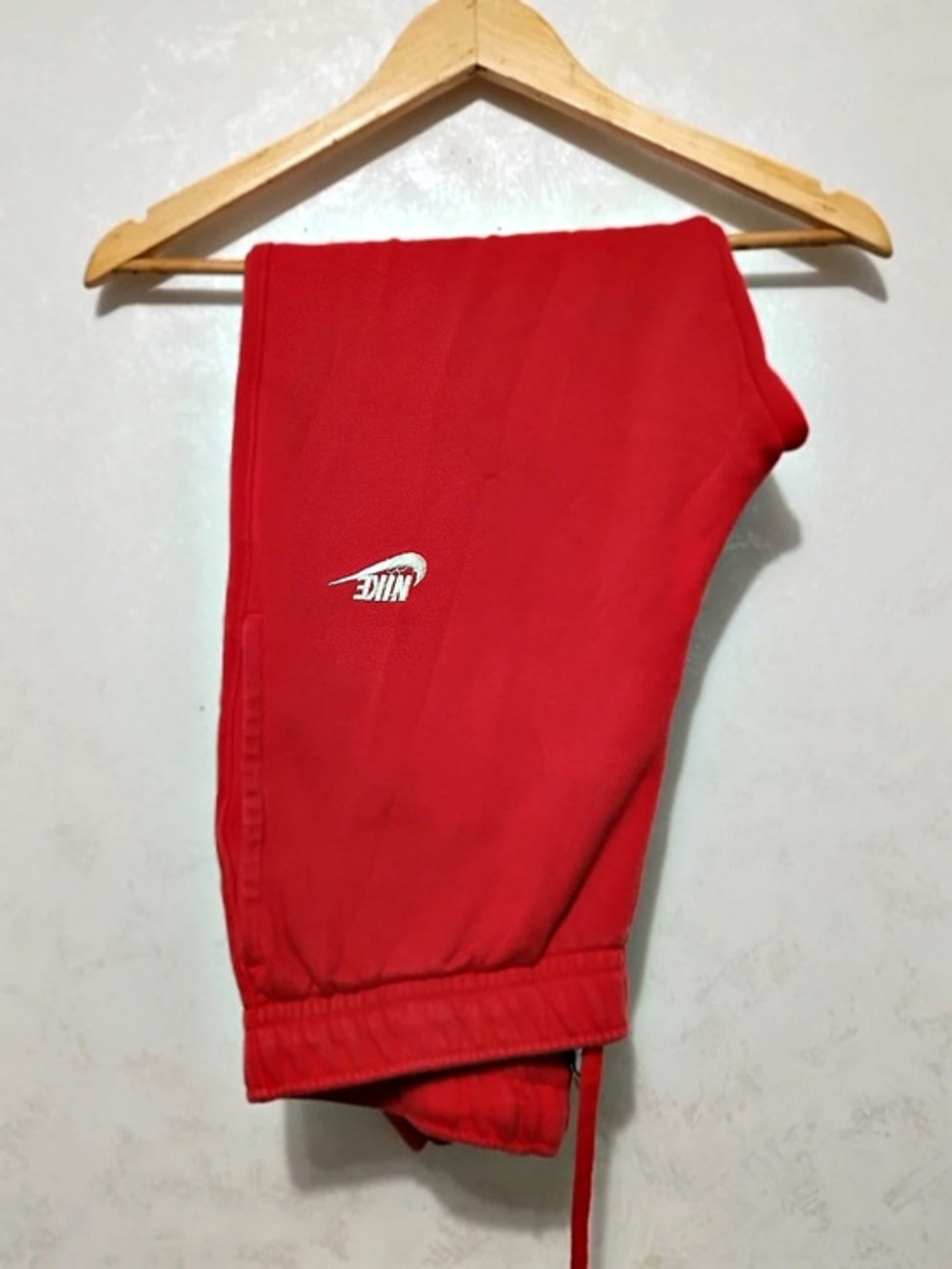 Nike Red Jogger Pants Size Medium Like New